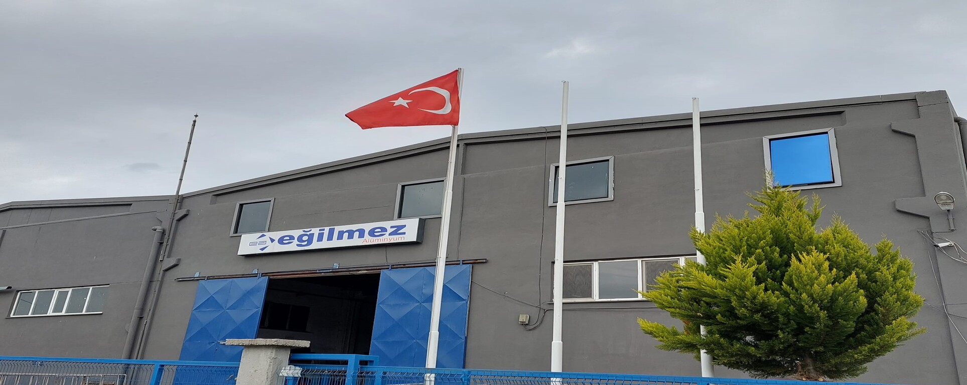 Mutlu Hizmet Garantisi Sunuyoruz